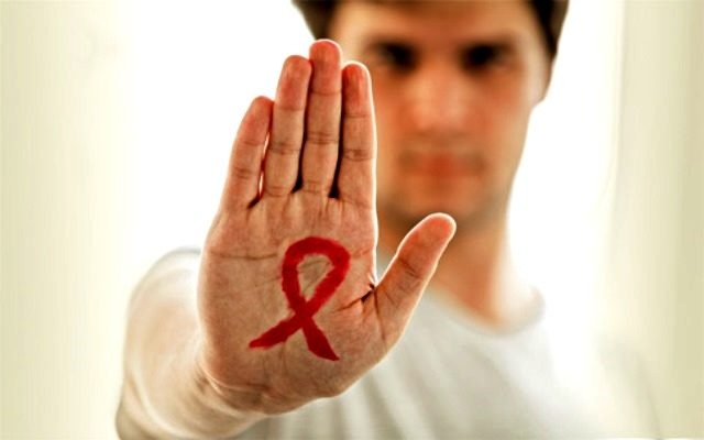 QUEBRANDO TABUS DSTs e AIDS