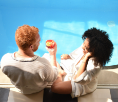 Por que sair da rotina faz tão bem para a relação? 